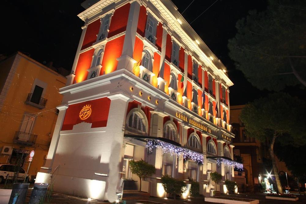 Hotel Ferdinando II Наполи Екстериор снимка