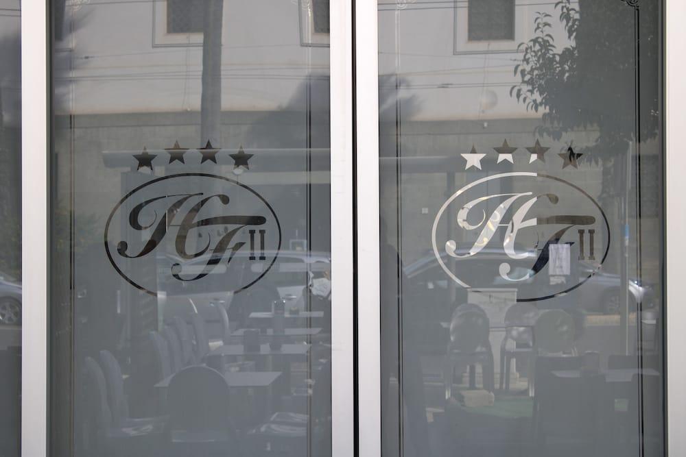 Hotel Ferdinando II Наполи Екстериор снимка